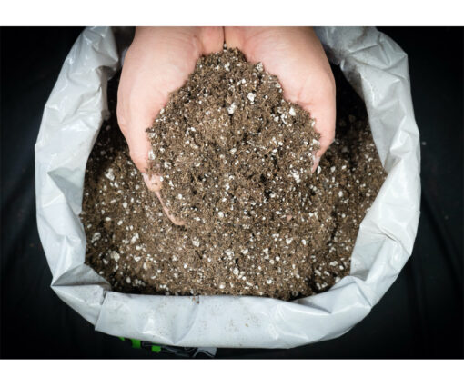 Rogue Soil Rocket Earth, 1.5 cf bag - Image 2